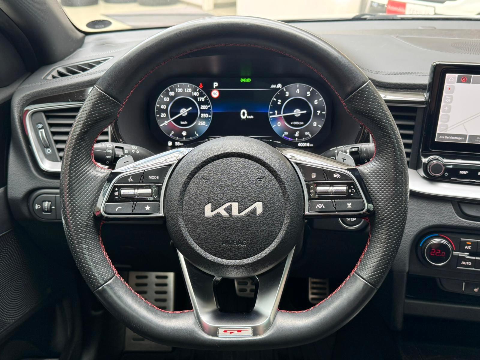 Kia pro cee'd GT DCT Panorama+Klappe+Bi-LED+JBL+DAB