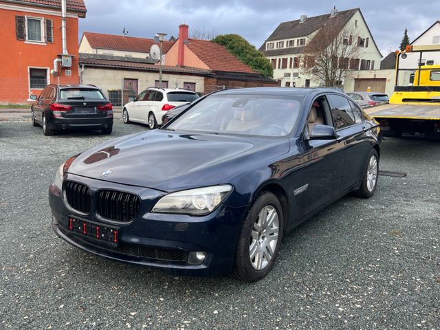 BMW 750i xDrive/Motorschaden/Schiebedach/NightVision