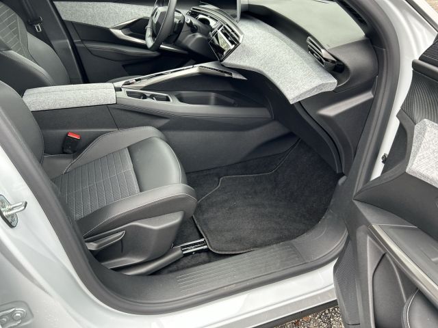 Peugeot 5008 Hybrid 136 e-DSC6 Allure