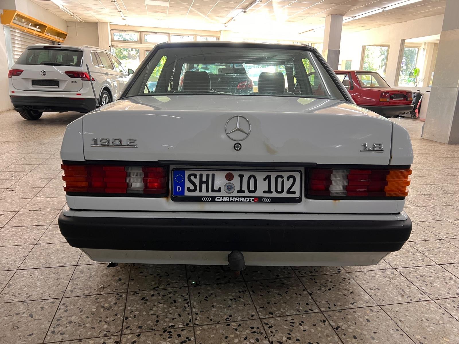 MERCEDES-BENZ - 190 - BVA 1.8 109 CV - ATTELAGE