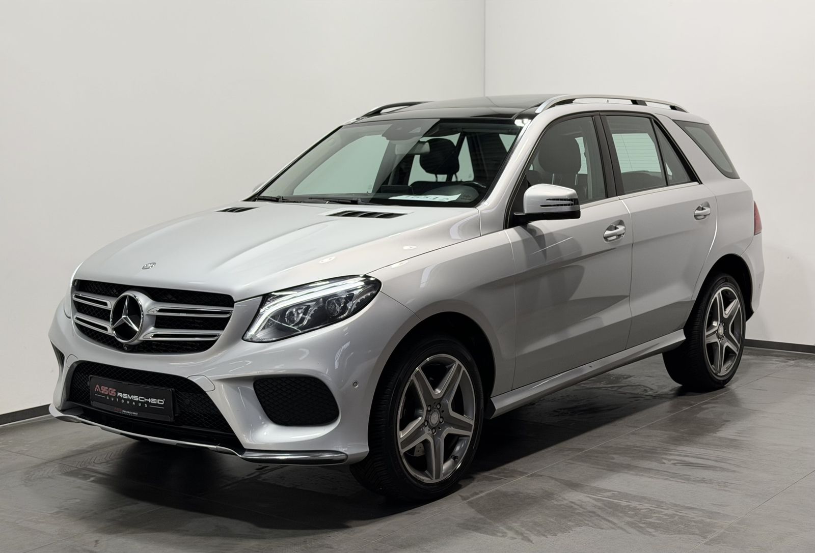 MERCEDES-BENZ GLE 350 d 4M AMG Line *2.H *Pano *Memory *AHK