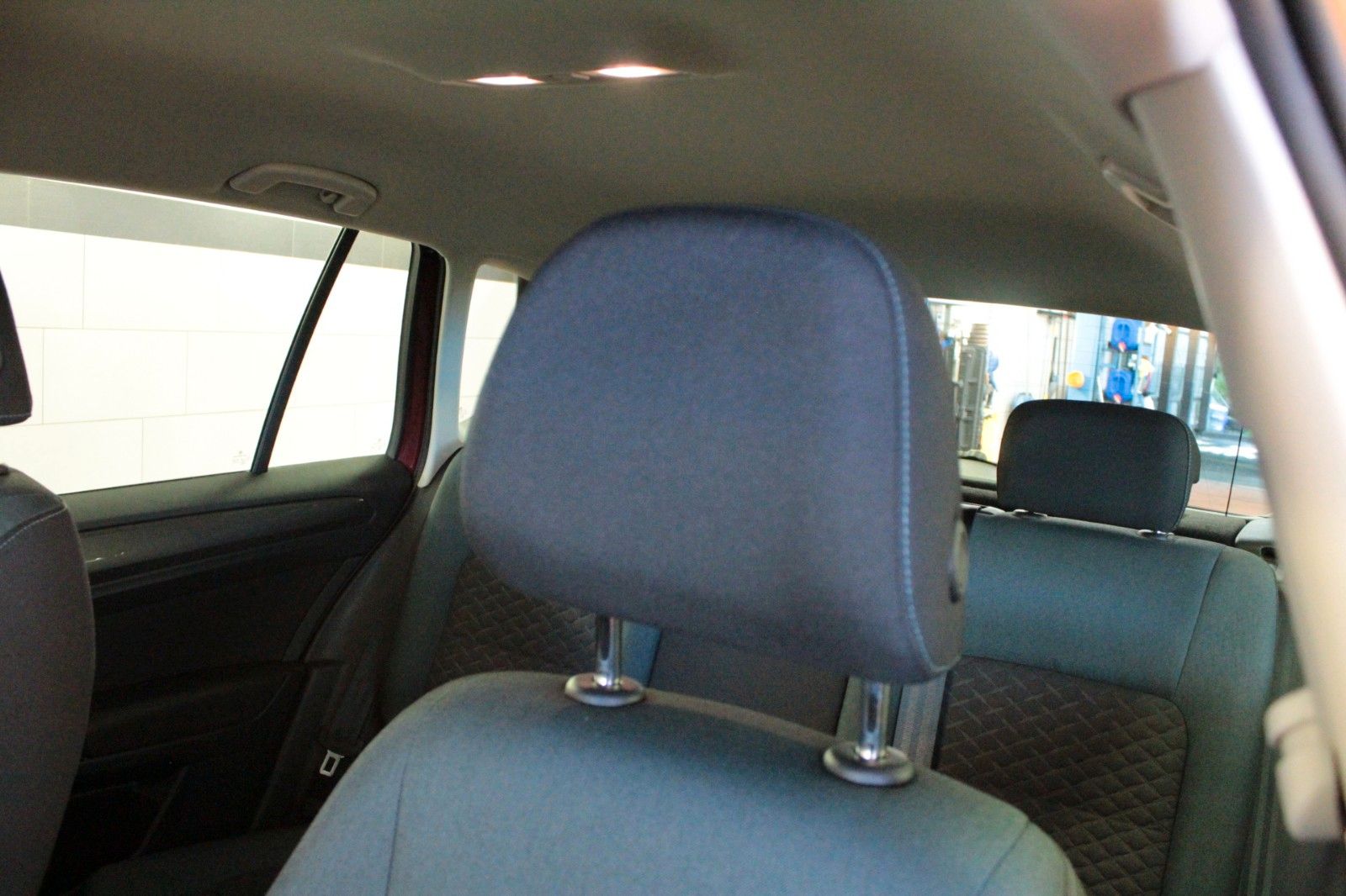 Fahrzeugabbildung Volkswagen Golf Sportsvan 1.0 TSI OPF IQ.DRIVE