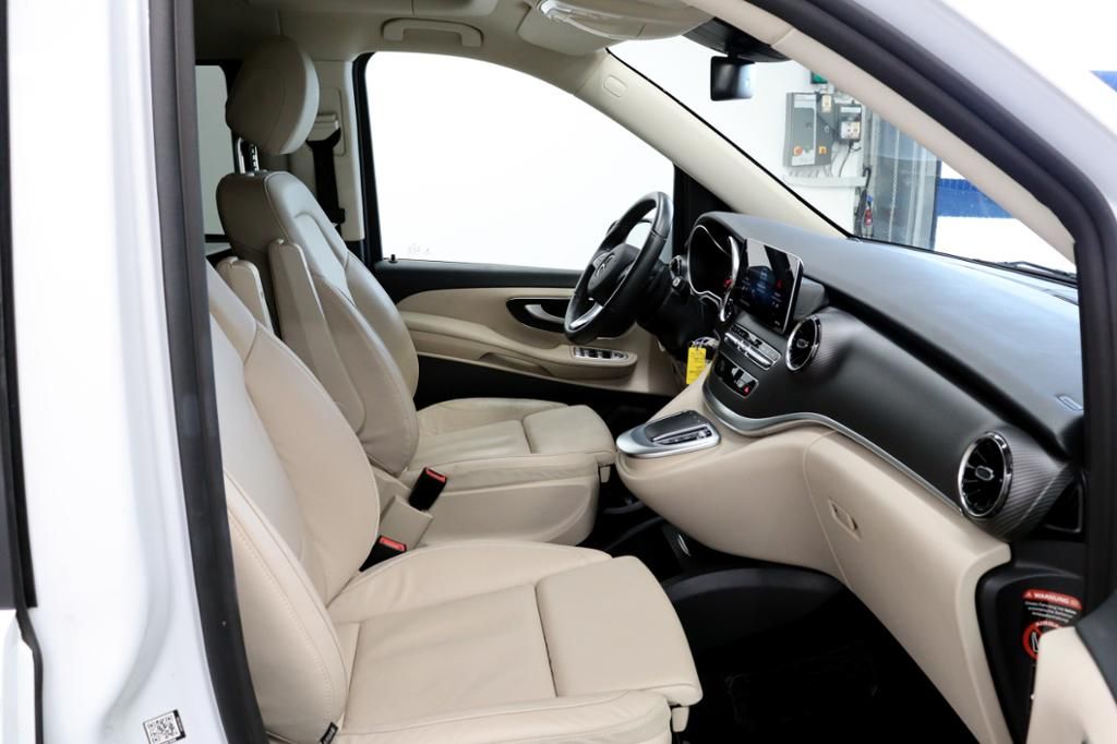 Fahrzeugabbildung Mercedes-Benz V 300 Marco Polo 4x4 AMG 5 Sitze Sound Airmatic