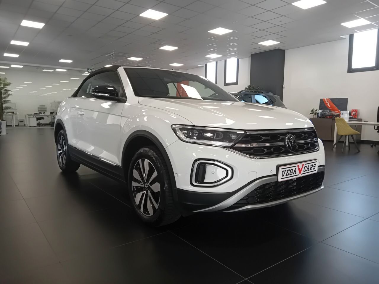 Volkswagen T-Roc Cabriolet 1.0 TSI Style imagem 3