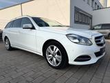 Mercedes-Benz E 200 CDI T-Modell |LEDER|St.Heizung|7-Sitz.|AHK - Mercedes-Benz E-Klasse: 7 Sitzer