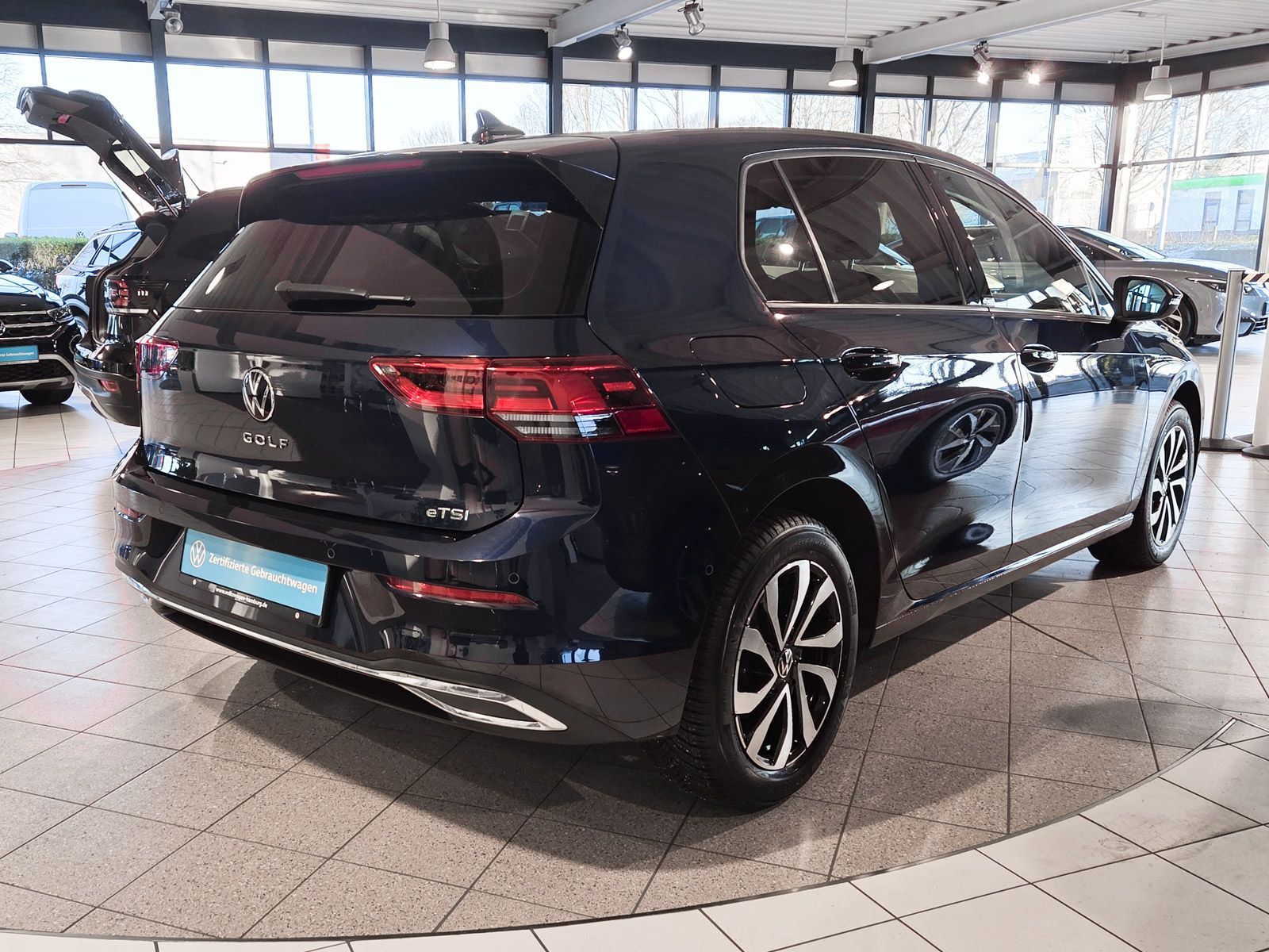 Volkswagen Golf - Bild 6