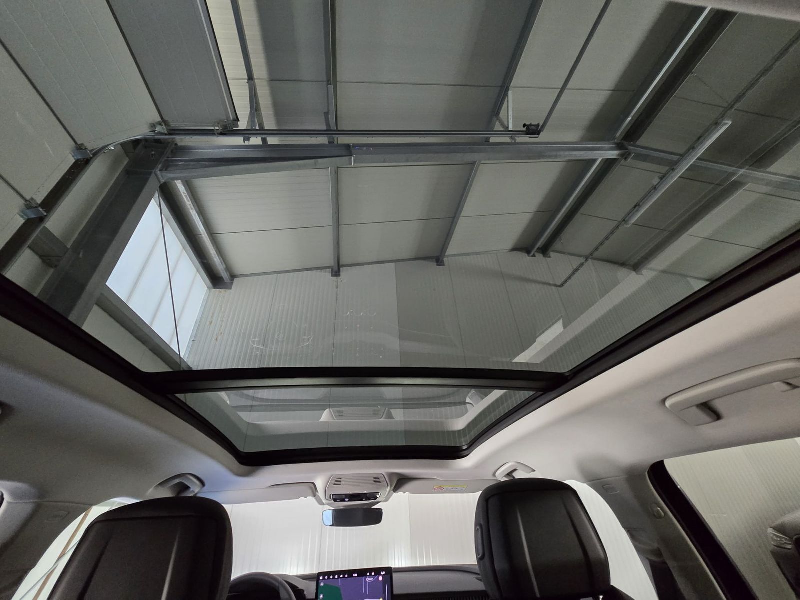 Fahrzeugabbildung SKODA Superb 2.0 TDI 4x4 Selection MATRIX*AHK*PANO*19"