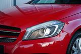 Mercedes-Benz A 180 BlueEFFICIENCY XEN/NAVI/SITZHEIZ/PDC - Mercedes-Benz A 180: Kleinwagen