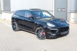 Porsche Cayenne Turbo S: Pors-Scheckheft, 22", Vollausst - Porsche Cayenne Gebrauchtwagen in Stuttgart