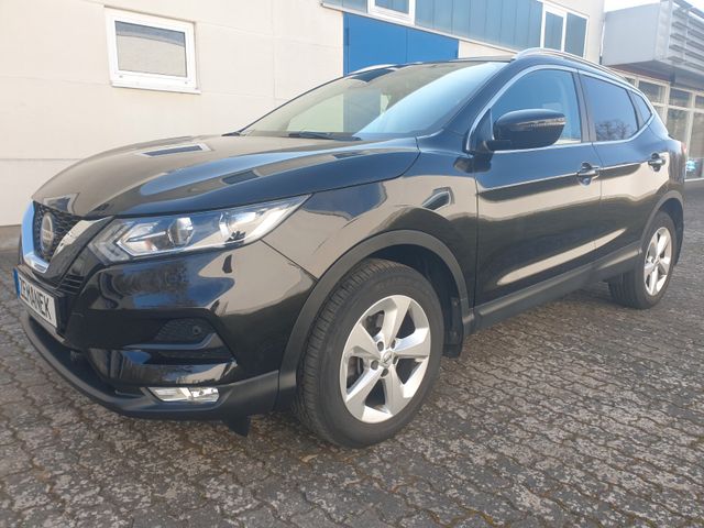 Nissan Qashqai 1,2 DIG-T Panorama Navi Kamera