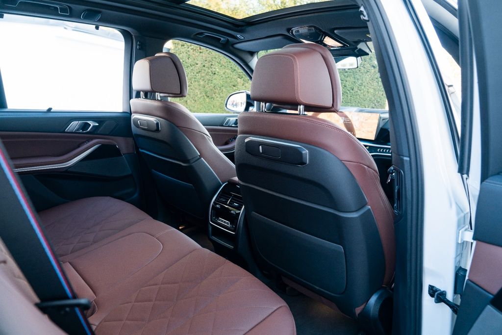 BMW X5 50e M SPORT PRO/ INNOVATION/ ICONIC GLOW BMW X5 50e M SPORT PRO/ INNOVATION/ ICONIC GLOW