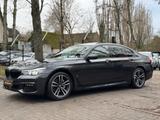 BMW 740e M-Paket Kamera S.Dach HUD Soft Keyless LED - mit Hybrid-Antrieb: Schiebedach
