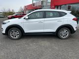 Hyundai TUCSON 1,6 Go+ 2WD 1. Hand Navi Kamera Tempo AHK - Hyundai Tucson GO mit Benzin-Antrieb