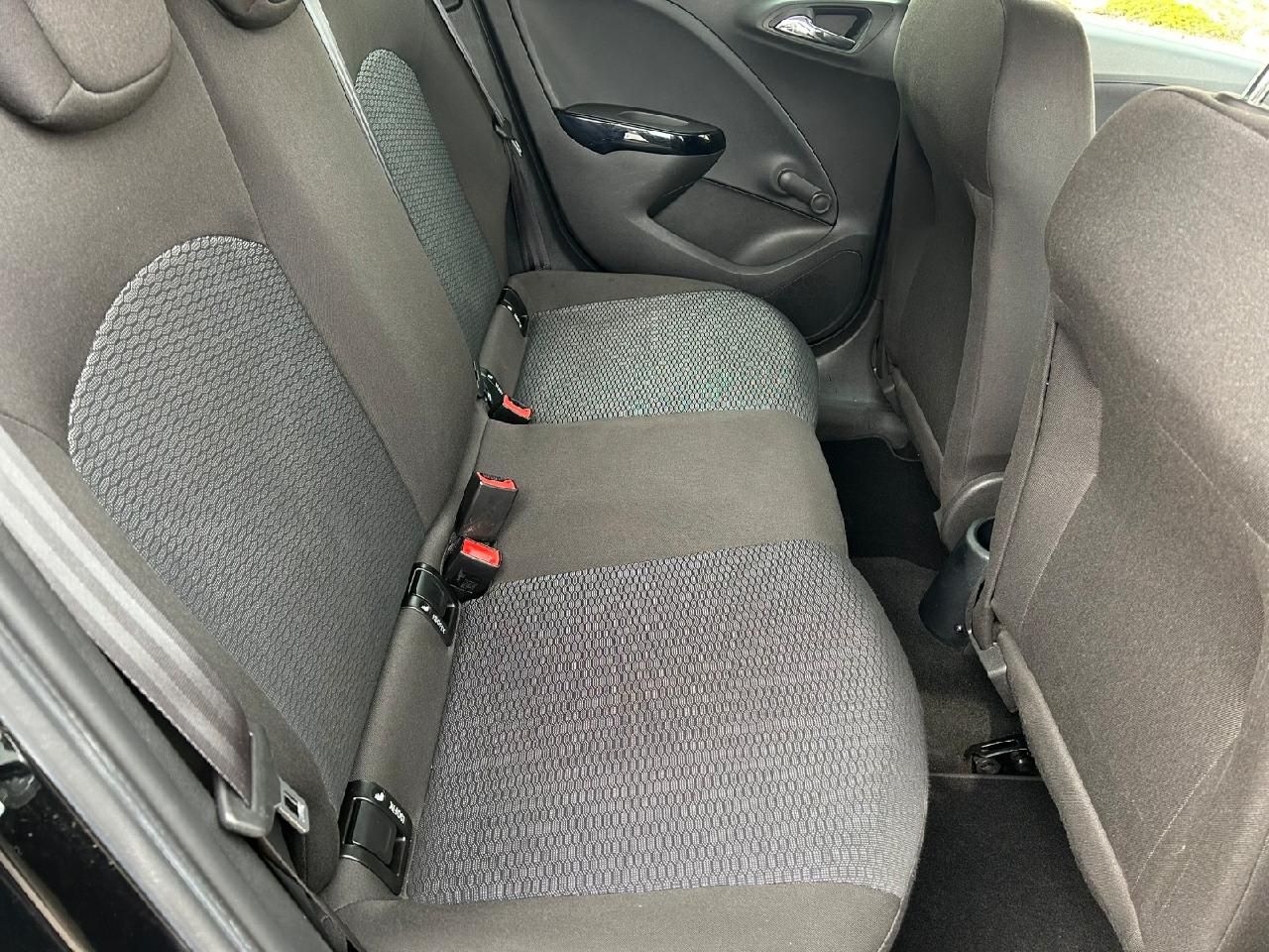 Fahrzeugabbildung Opel Corsa E Active