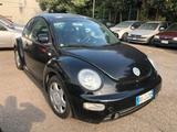 Volkswagen New Beetle 2.0 GPL - Volkswagen New Beetle mit Benzin-Antrieb: Leder, Limousine