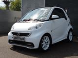 Smart ForTwo Coupe IceShine Softtouch Teilleder Pano - Smart Gebrauchtwagen von 2013