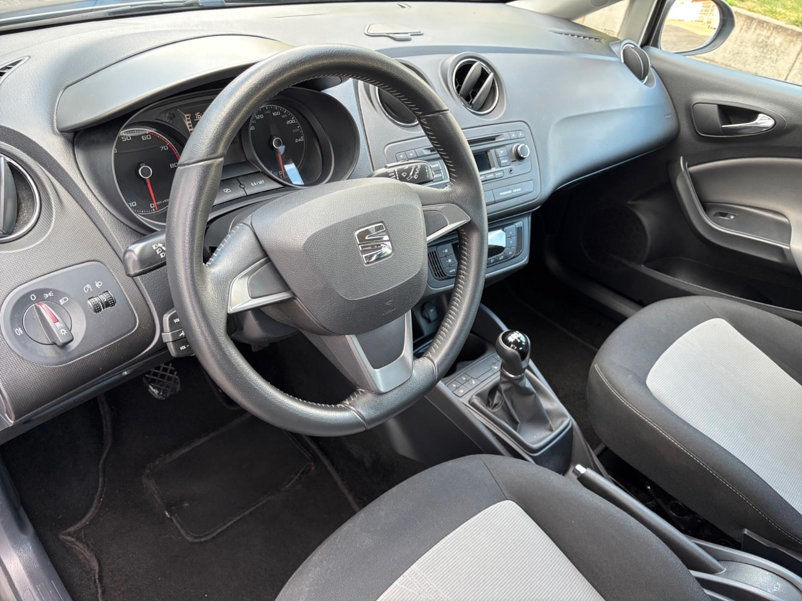 Seat Ibiza 2014 — фото 12