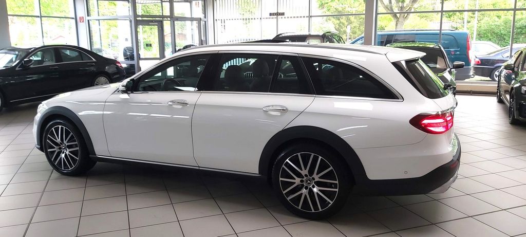 Mercedes-Benz E 400 d 4M All-Terrain 103 T /NP AHK NETTO 35400