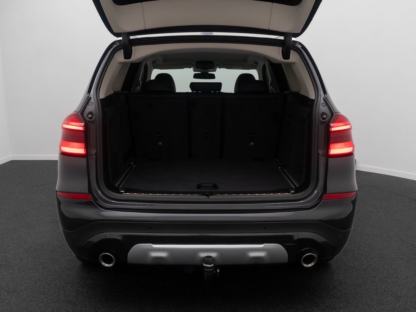 Fahrzeugabbildung BMW X3 xD20i xLine HiFi Geschwindigrege Sport 19Zoll