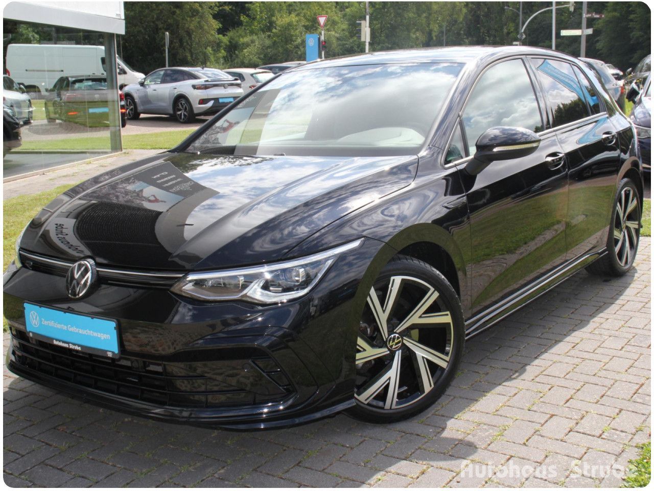 Volkswagen Golf VIII R-LINE 1.5 TSI foto 2