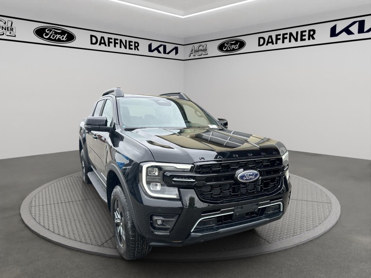 Fahrzeugabbildung Ford Ranger Plug-in-Hybrid Stormtrak e-4WD Doppelkabi