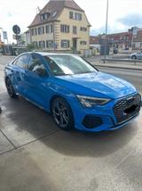 Audi A3 35 TFSI S tronic S line Limousine turboblau - Audi A3: Blau, Alcantara, mit Navigationssystem