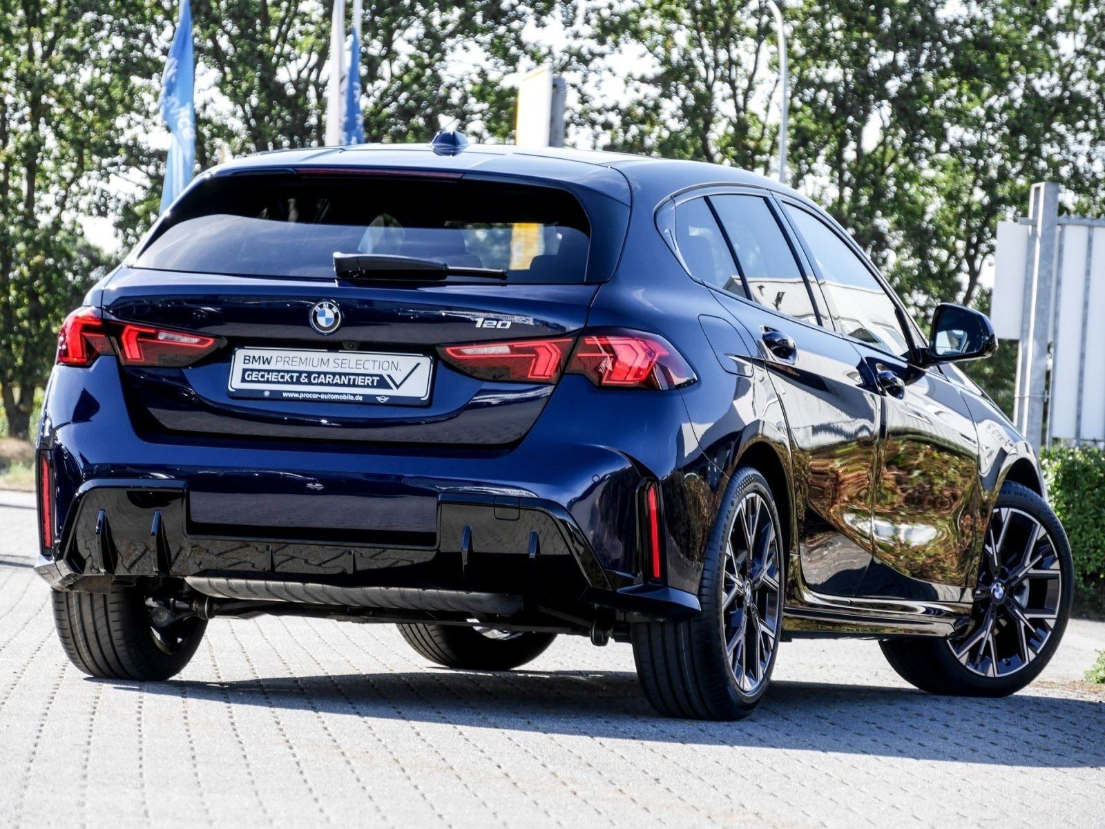 BMW 120 - Bild 2