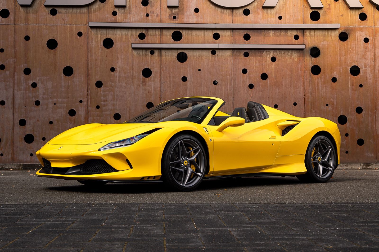 Ferrari F8 Spider *LIFT* AFS1*CARBON* Racing Seats * foto 2