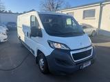 Peugeot Boxer Kasten 330 L2H1 Pro BlueHDi 130