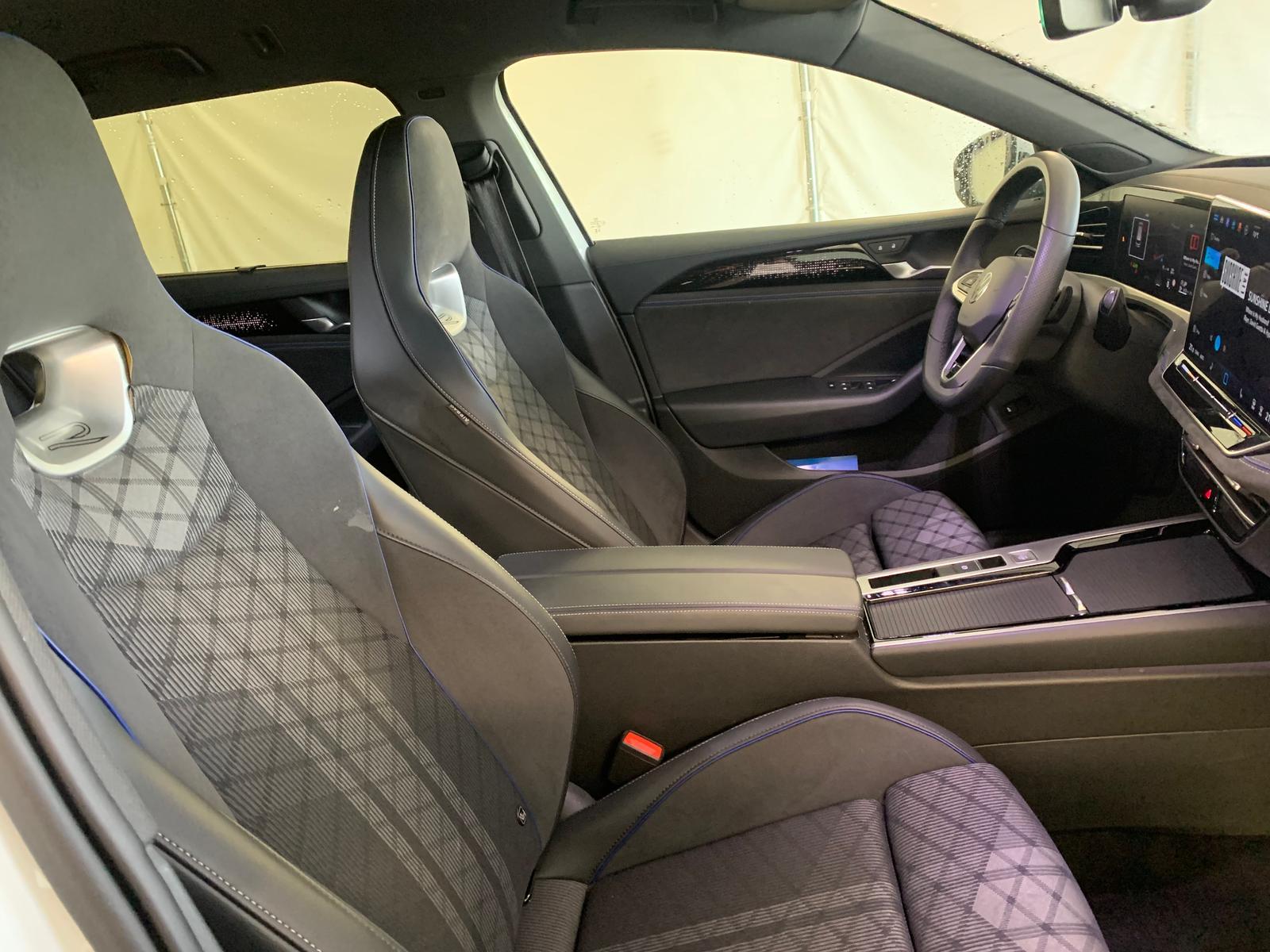 Volkswagen Passat 2.0 TDI R-Line Matrix ACC Kamera, миниатюра 3