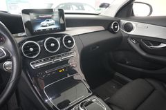 Fahrzeugabbildung Mercedes-Benz C 200 LIM. AVANTGARDE 7G NAVI/LED/SHZ/TEMP./AHK