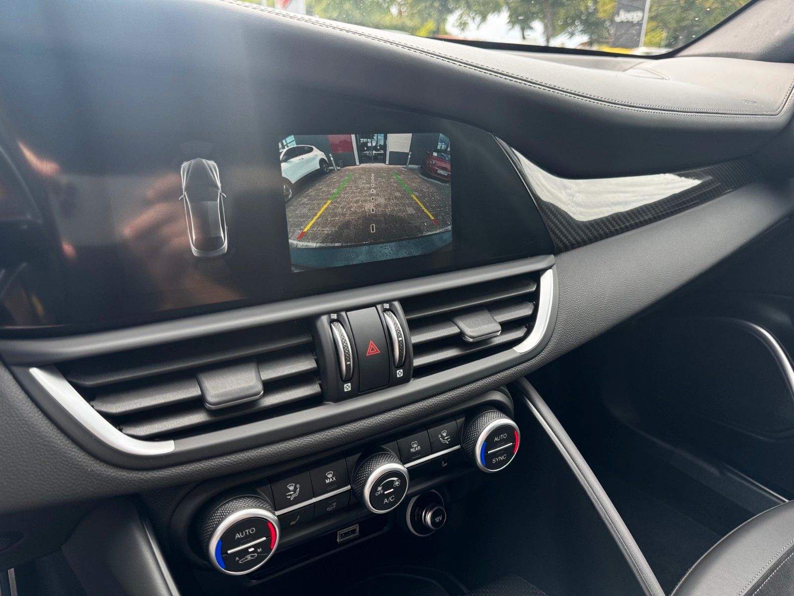 Fahrzeugabbildung Alfa Romeo Giulia Quadrifoglio 510PS 1.HAND NAVI KAMERA