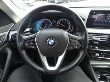BMW 520 - 12