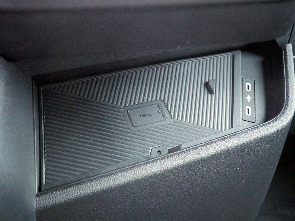 Fahrzeugabbildung Renault Master FWD Kasten L2H2 3.5to dCi 130 PDC AHK LED