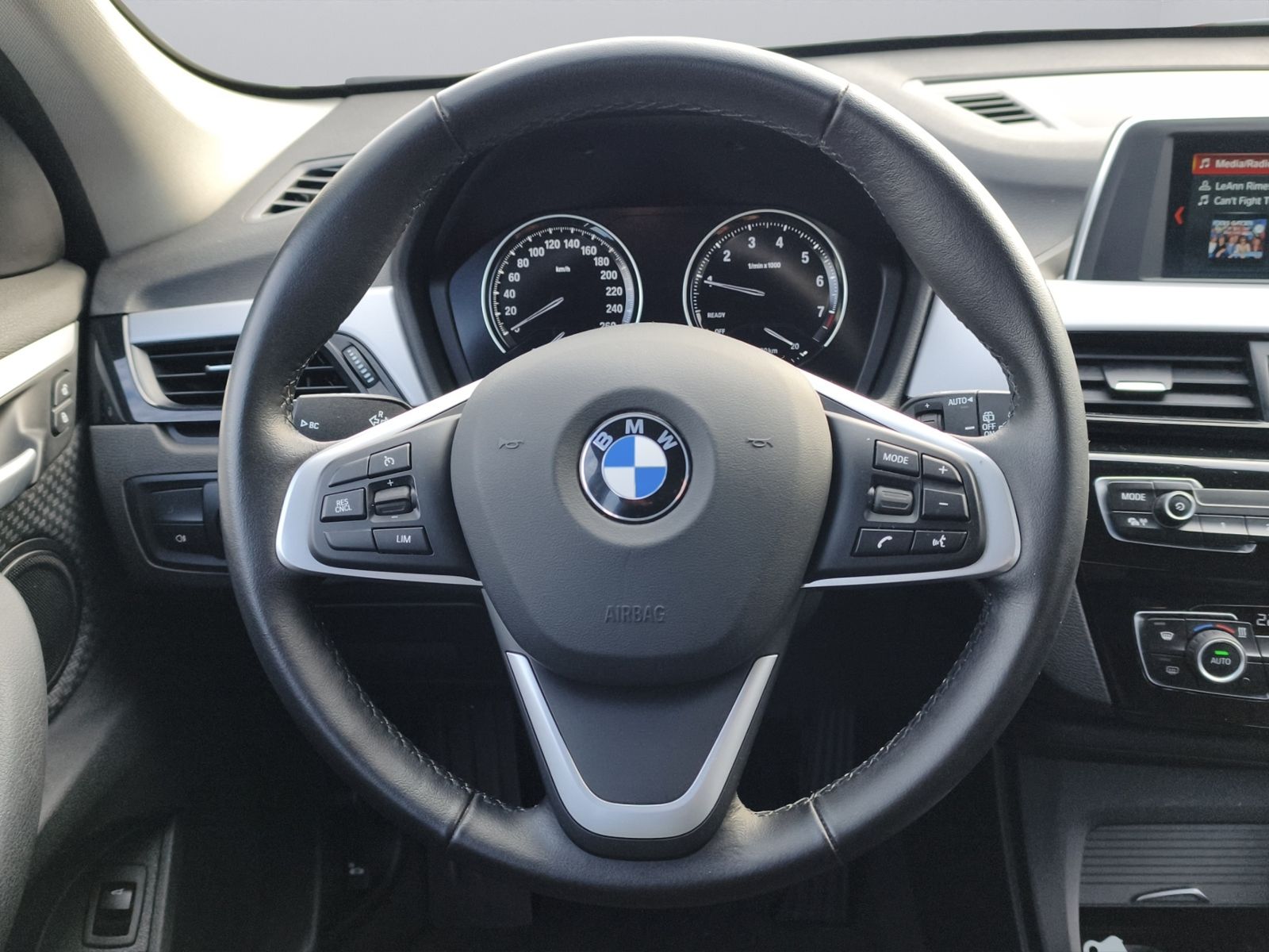 BMW X1 sDrive 18 i Aut. Advantage/SHZ/Einparkhilfe v foto 10