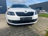Skoda Octavia 2.0 TDI DSG Elegance Combi... - Skoda Octavia: Combi Elegance TDI