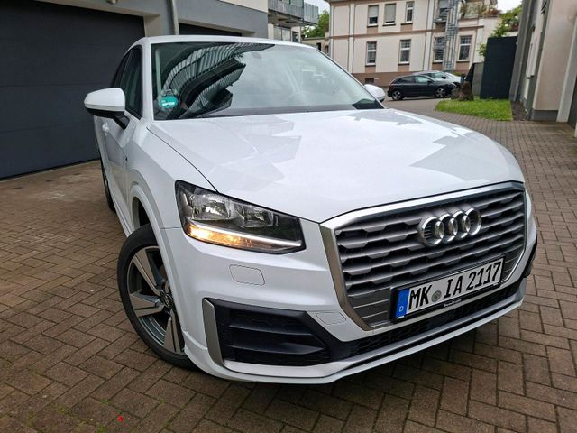 AUDI Audi Q2 1.5 TFSI 150PS S-LINE VIRTUAL COCK...