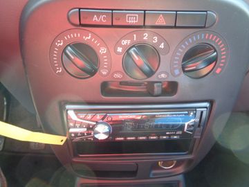 Bild 14 Daihatsu Cuore 1.0 Blu AC 3DR RADIO CD BT USB FREI GJR