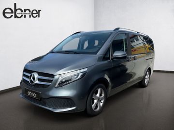 Mercedes V 220 - 3