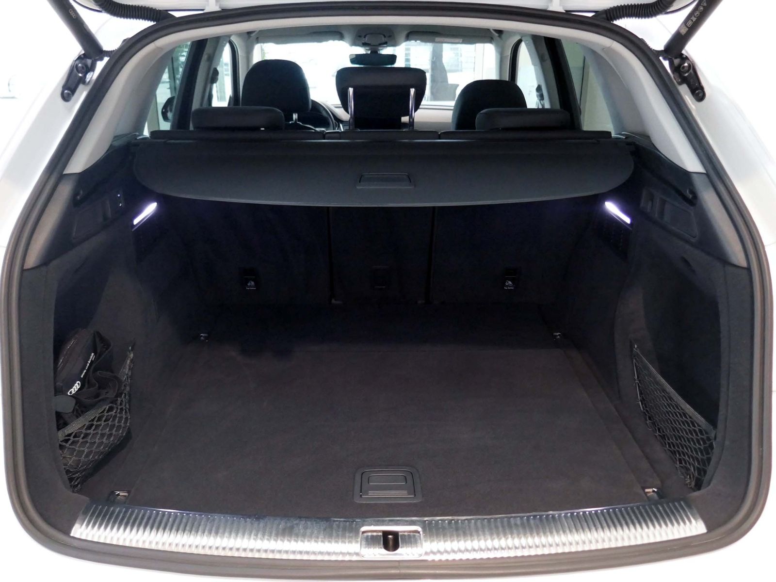 Fahrzeugabbildung Audi Q5 40 quattro 2.0 TDI S-tronic | LED Standhzg.