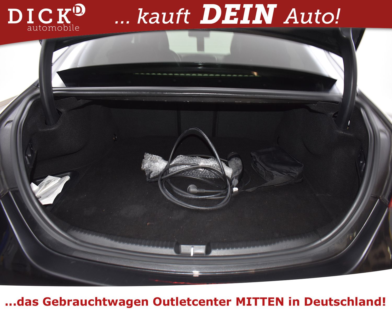 MERCEDES-BENZ C300e 2X AMG Line NIGHT+STDHZ+KAMER+LED+TEMP+18" - Image 22