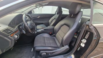 Mercedes E 220 - 9