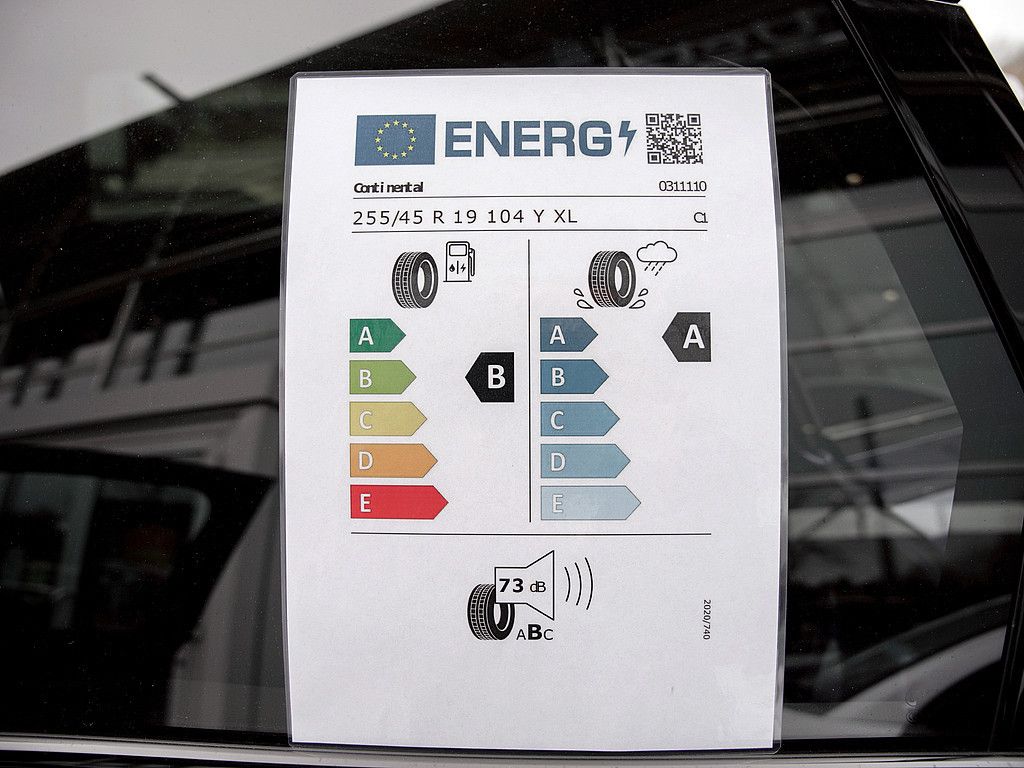 Fahrzeugabbildung Audi Q3 S line 35 TFSI S tronic SHZ NAVI LED ACC PANO