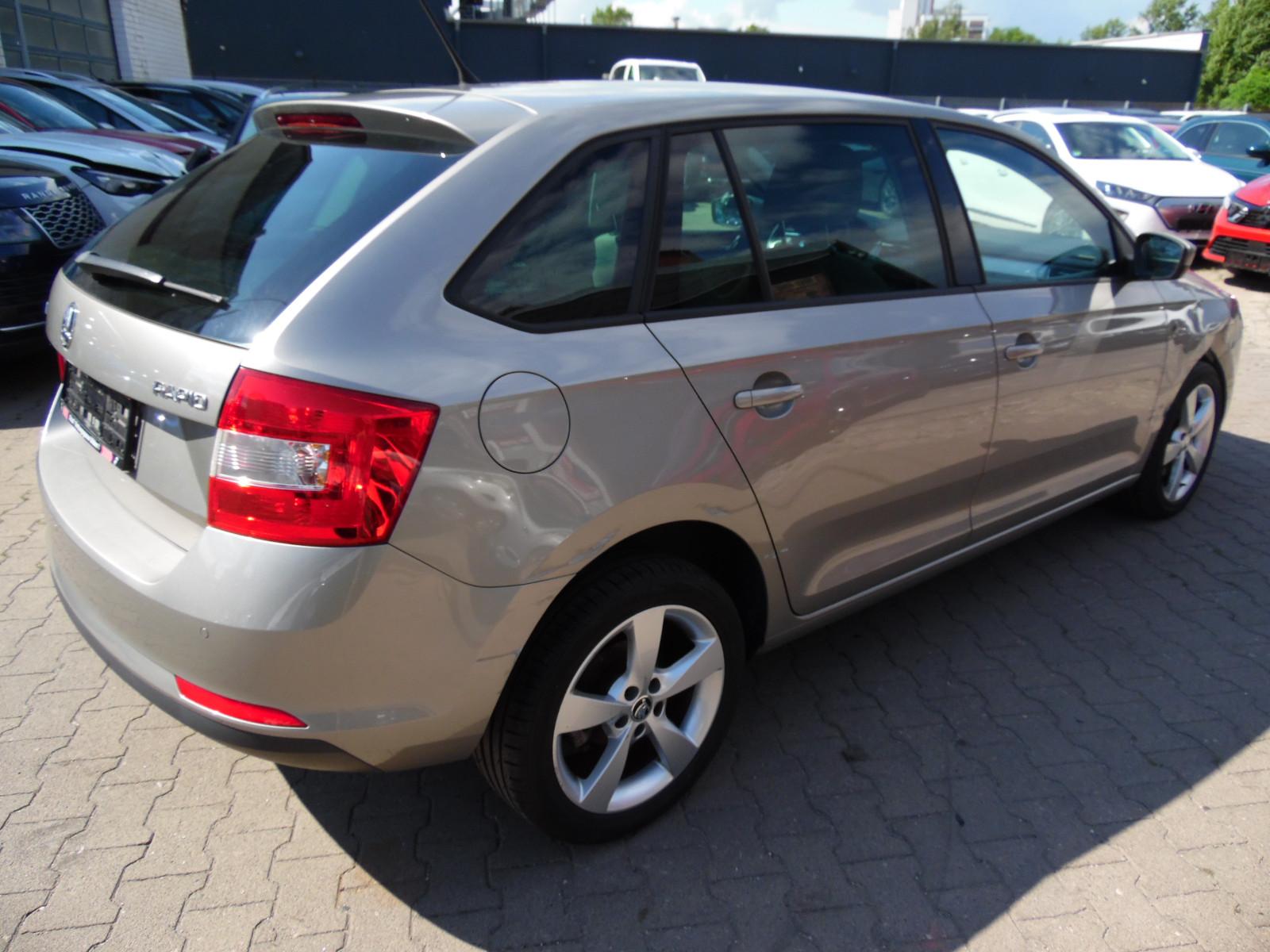 Skoda Rapid 2014 — engine 1.598 cm³, 90 HP (66kW)