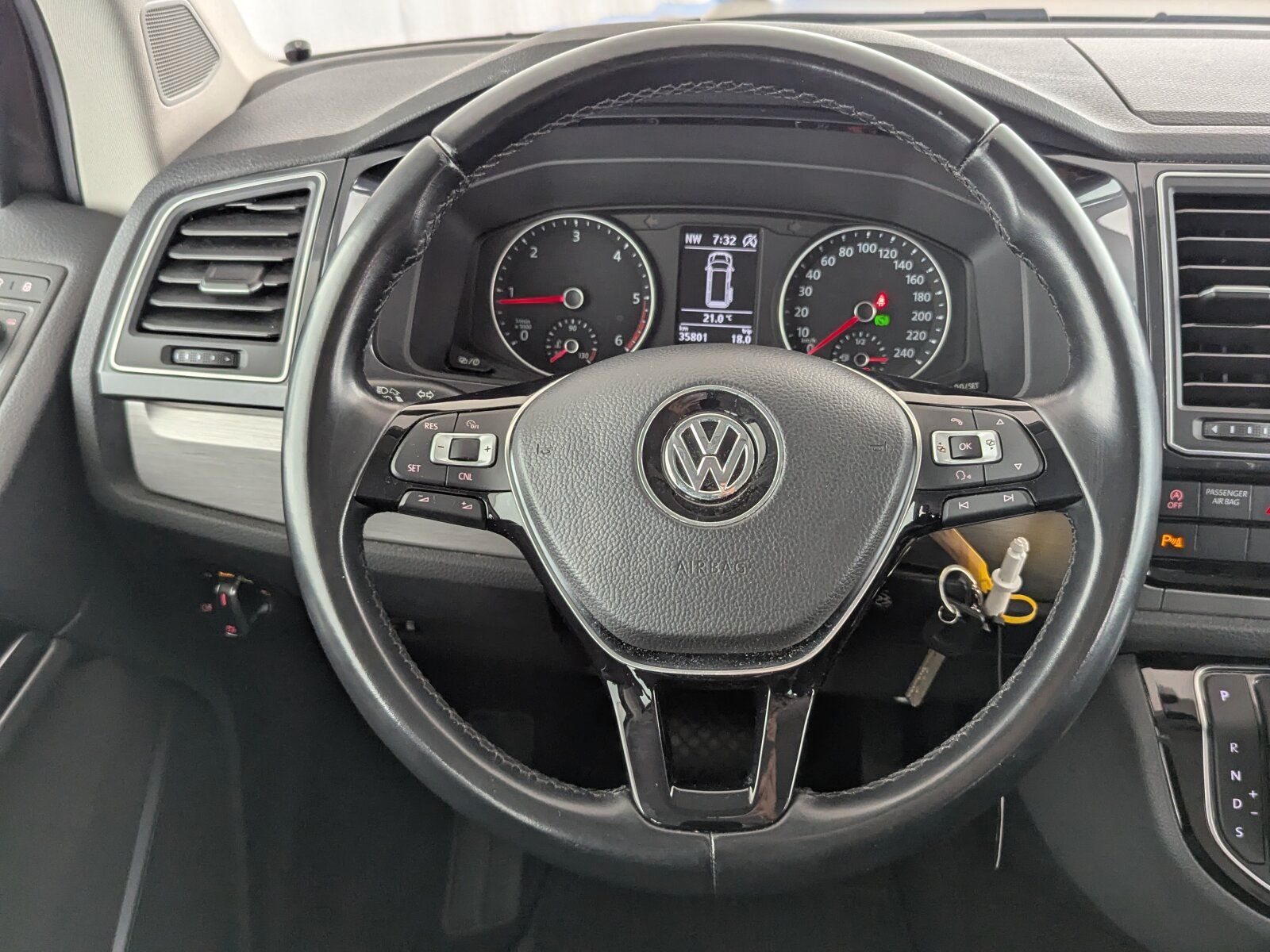 Volkswagen T6 2.0 TDI Multivan Comfortline NAVI RFK 7-SITZ foto 20