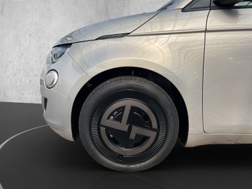 Fiat 500E Giorgio Armani Collector's Edition