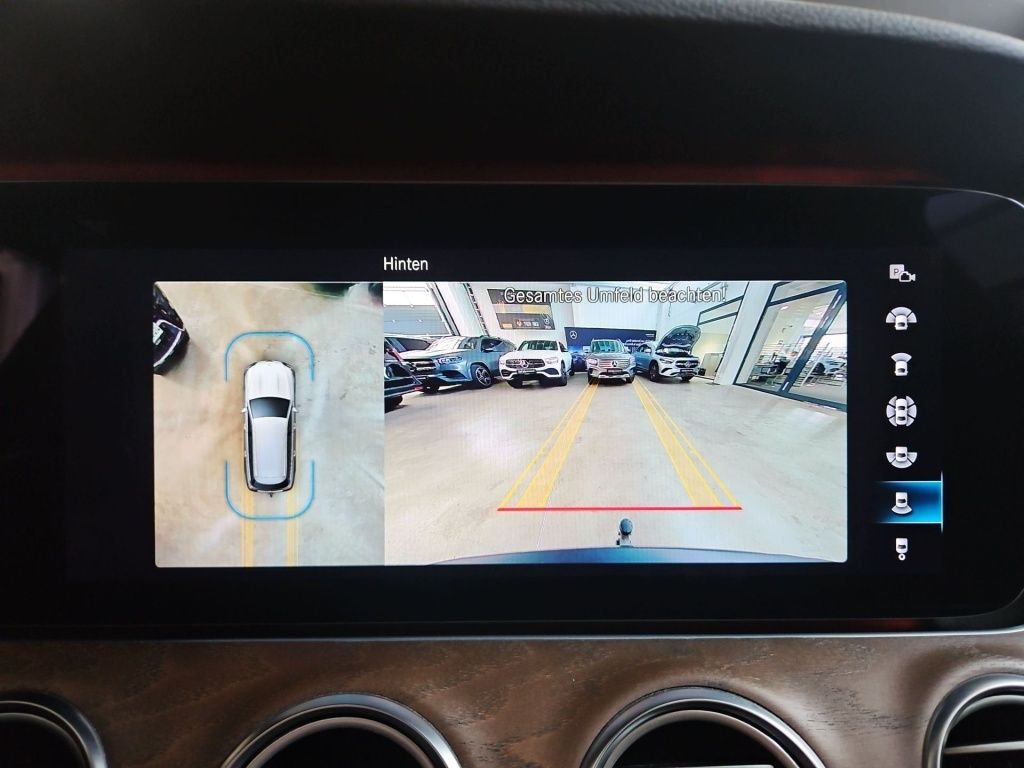 Fahrzeugabbildung Mercedes-Benz E 200 T Avantg. AHK ACC Memory Massage 360° LED