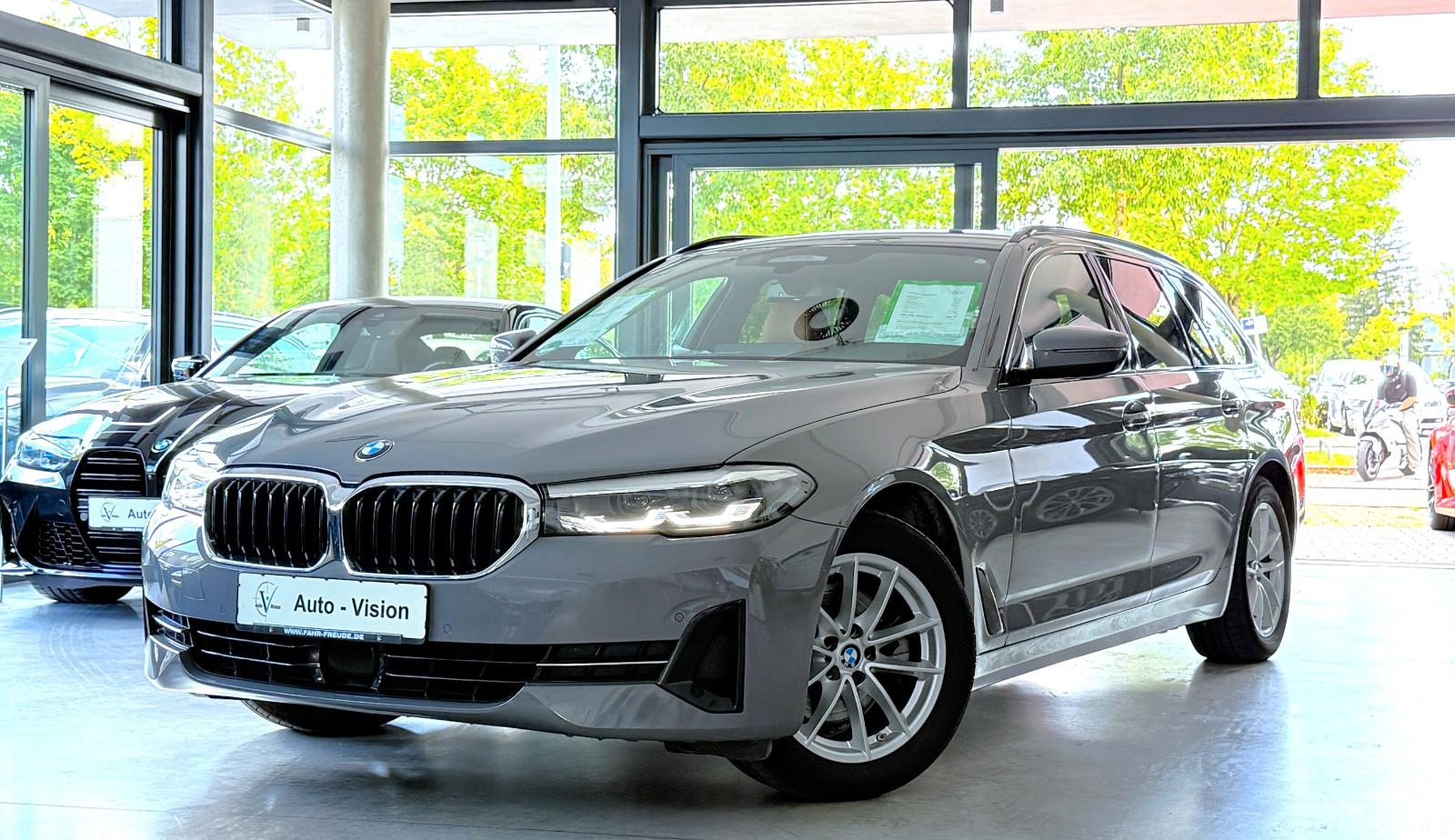 BMW 520i (G31) *LED*ACC*HiFi*SHZ*StHz*Kamera*Leder