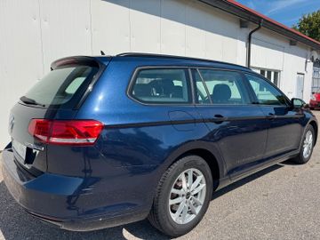 Volkswagen Passat Variant - 8