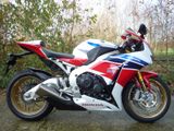 Honda CBR 1000 RR Fireblade SP 2.Hand Topzustand Servi - HONDA CBR F